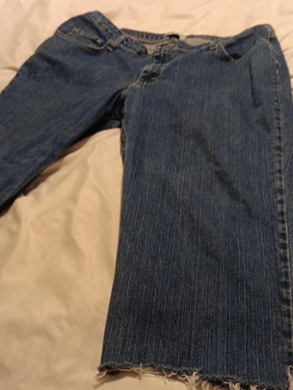 Riders by Lee Women's Cropped Straight-Leg Jeans in Mid Blue 20